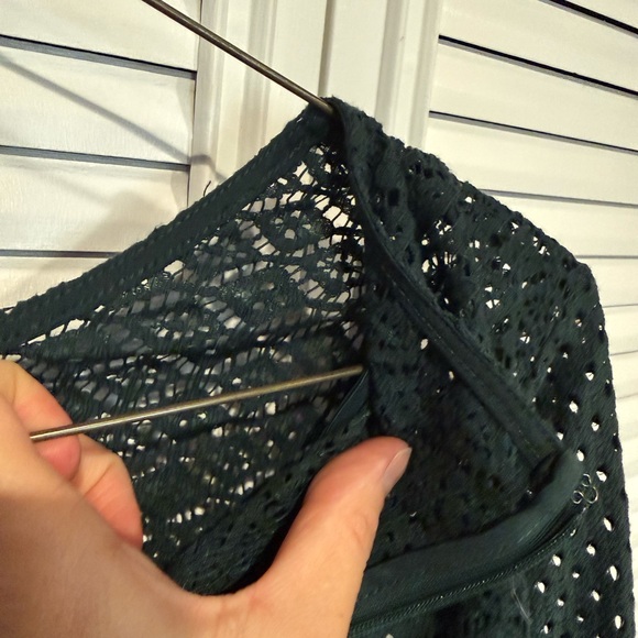 Banana Republic Deep Green Lace Top - Picture 7 of 9